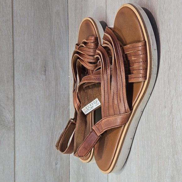 Timberland Women Leather Sensor flex Leather Slide Sandals shoes 9 - Picture 2 of 12